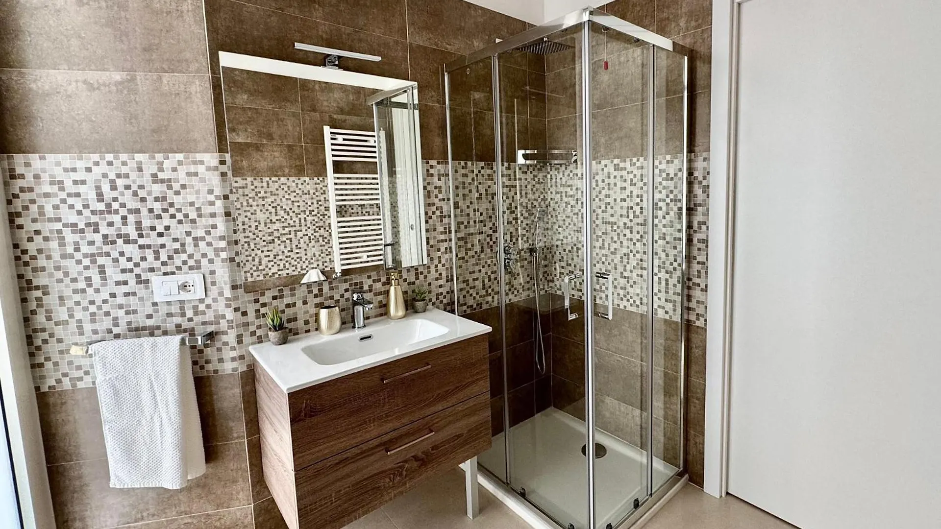Apartament La Casa Di Luisella Neapol 0*,